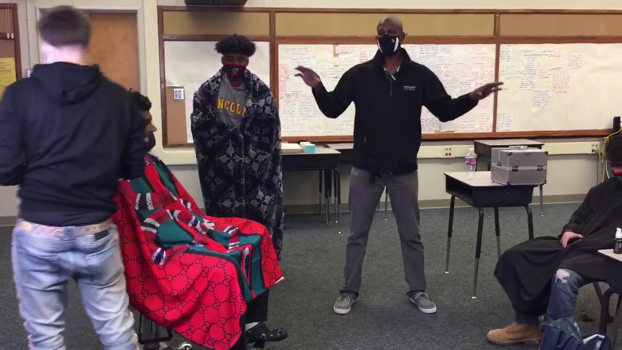 Hanna Alumni  Return to Help Senior Get Ready