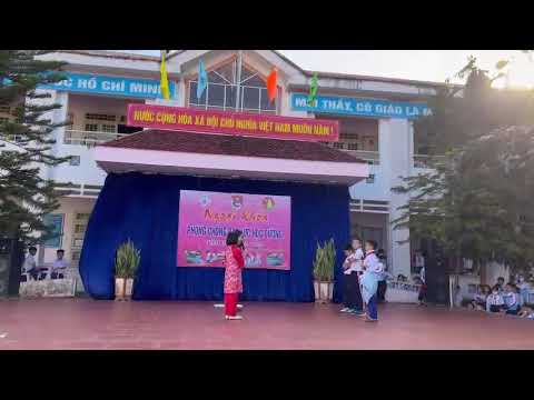 Tiểu phẩm Phòng chống bạo lực học đường  do Đội Tuyên truyền Măng non thể hiện - youtube