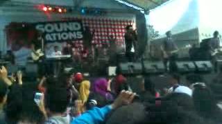 Konser Seventeen lelaki hebat live Kotabumi Lampung 29 September 2012