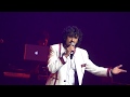 Oldies Medley - Sonu Nigam Live Performance