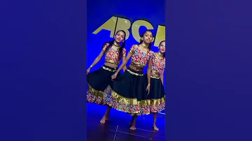 Boro Loker Beti Lo Lamba Lamba Chul Status Dance 