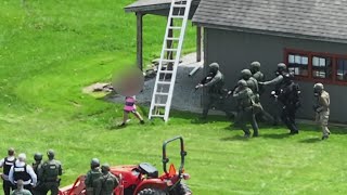 Man in custody after allegedly stabbing Wayne County sheriff and deputy