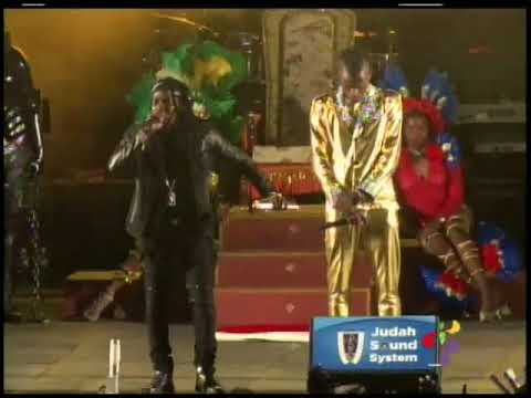 BOYZIE PERFORMING D INTENTION AT GRENADA'S SOCA MONARCH FINALS 2017 ...