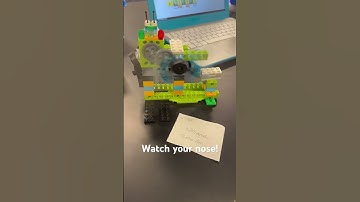 LEGO WeDo 2.0 - Turbo Prop Robot!