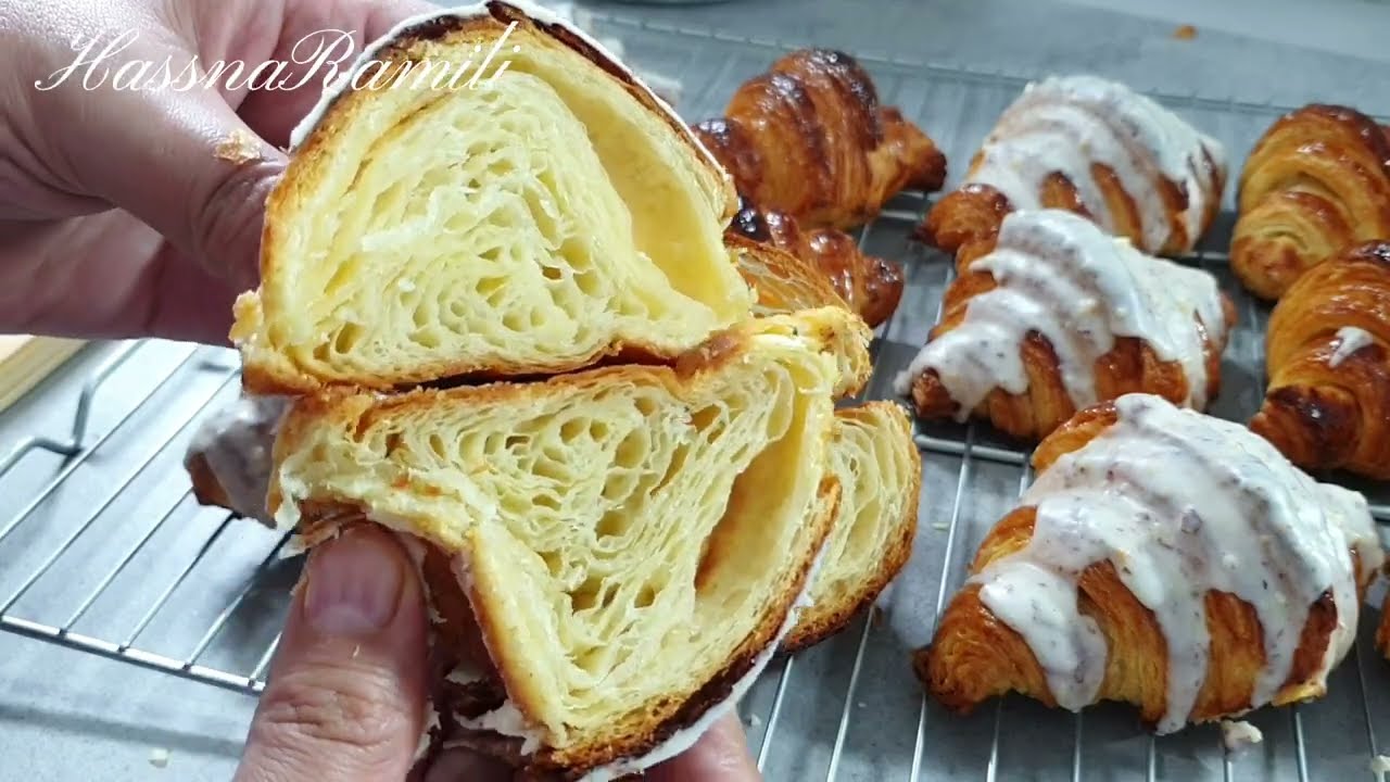 وأخيييرا فيديو طلبتوه ليا بزاف😍كنعتادر على التأخير 🙏 كرواسون طايبة في فرن غاز عاادي