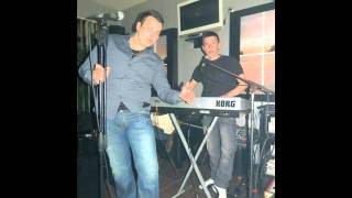 Duo Flamingo Slucajno