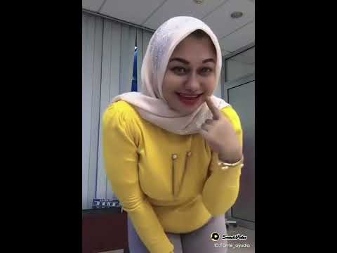 hijab goyang semok