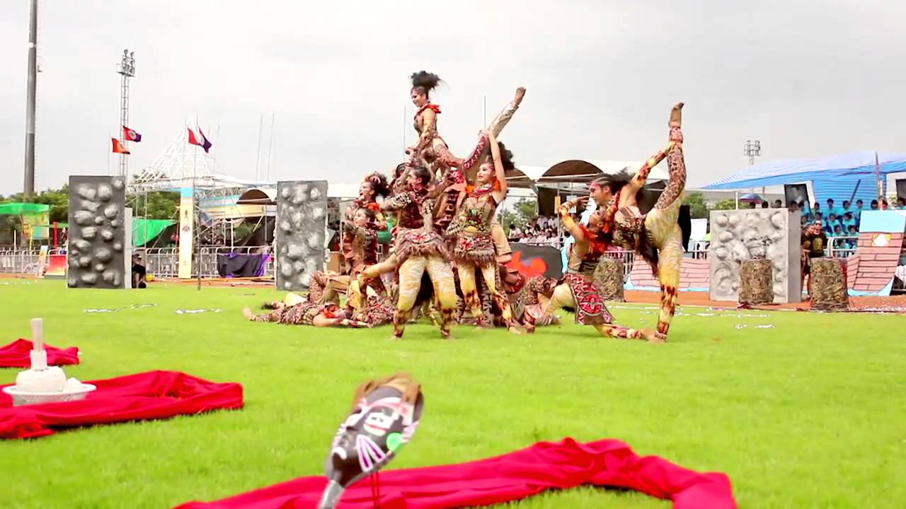 cheerleader คณะศิลปกรรมศาสตร์