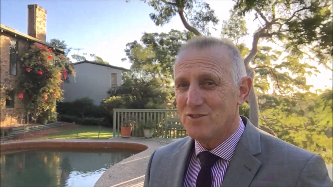 35-41 Griffin Parade Sold by Professionals Les Debreczeni