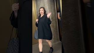 Jennifer Tilly dresses down while leaving NBC! Wealth