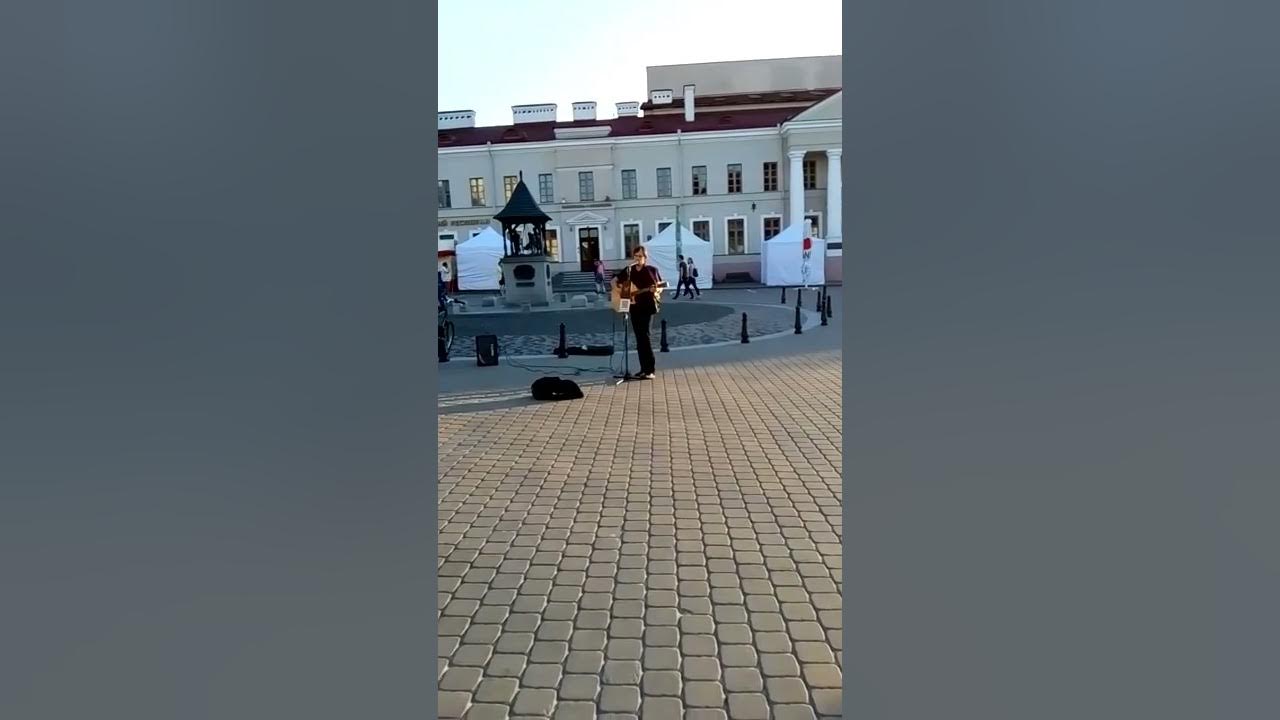 Mr. Tambourine Man, play a song for me YouTube