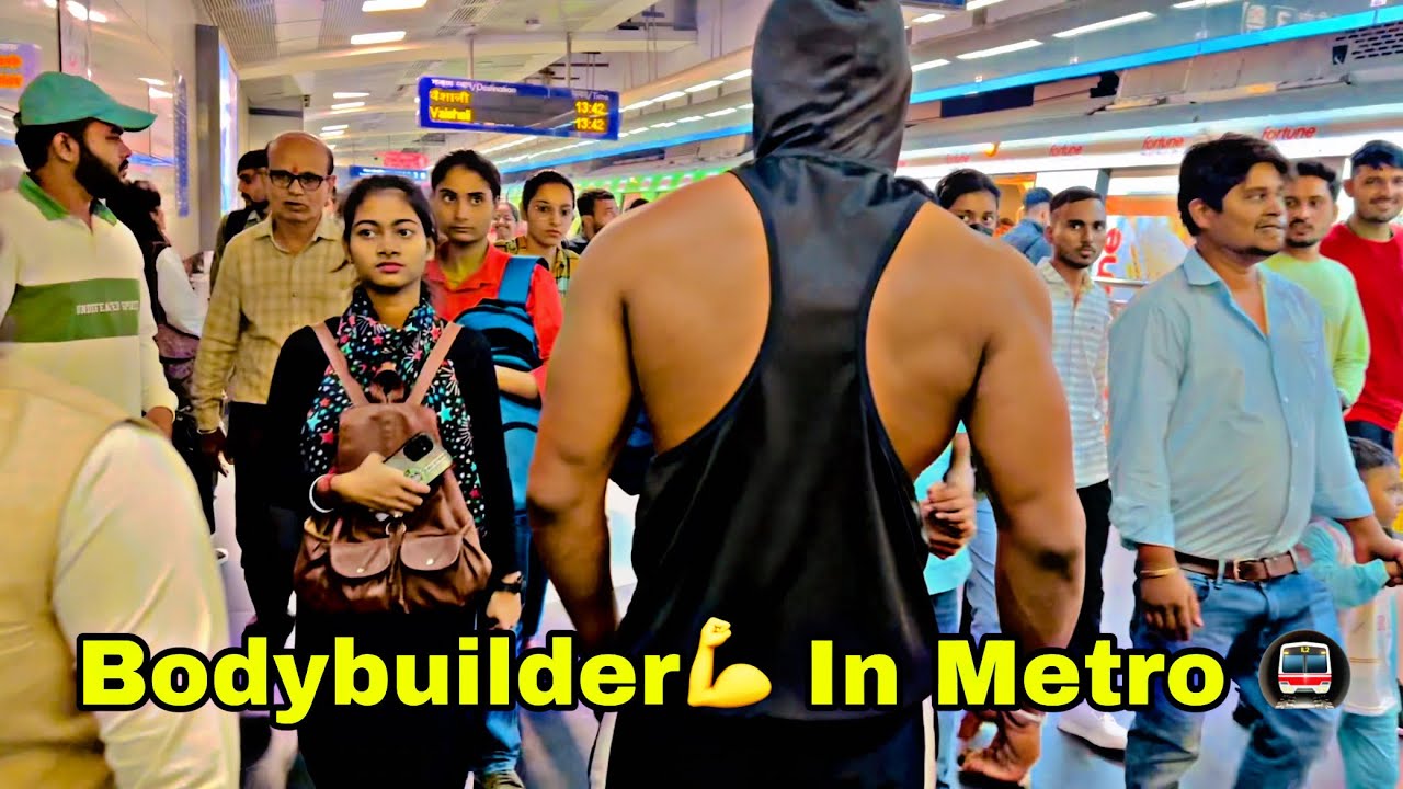 Shirtless In Metro 🚇 | Bodybuilder Prank | Shirtless in Public Reaction | Bodybuilder in Public