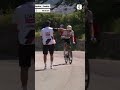 Pogacar decide di attaccare a 70 km dall’arrivo 🤯😅