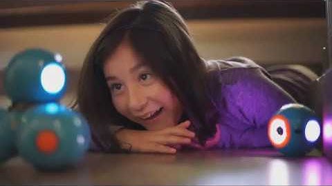 Wonder Workshop Dash|Voice Activated|Navigates Objects|5 Free Programming STEM Apps|