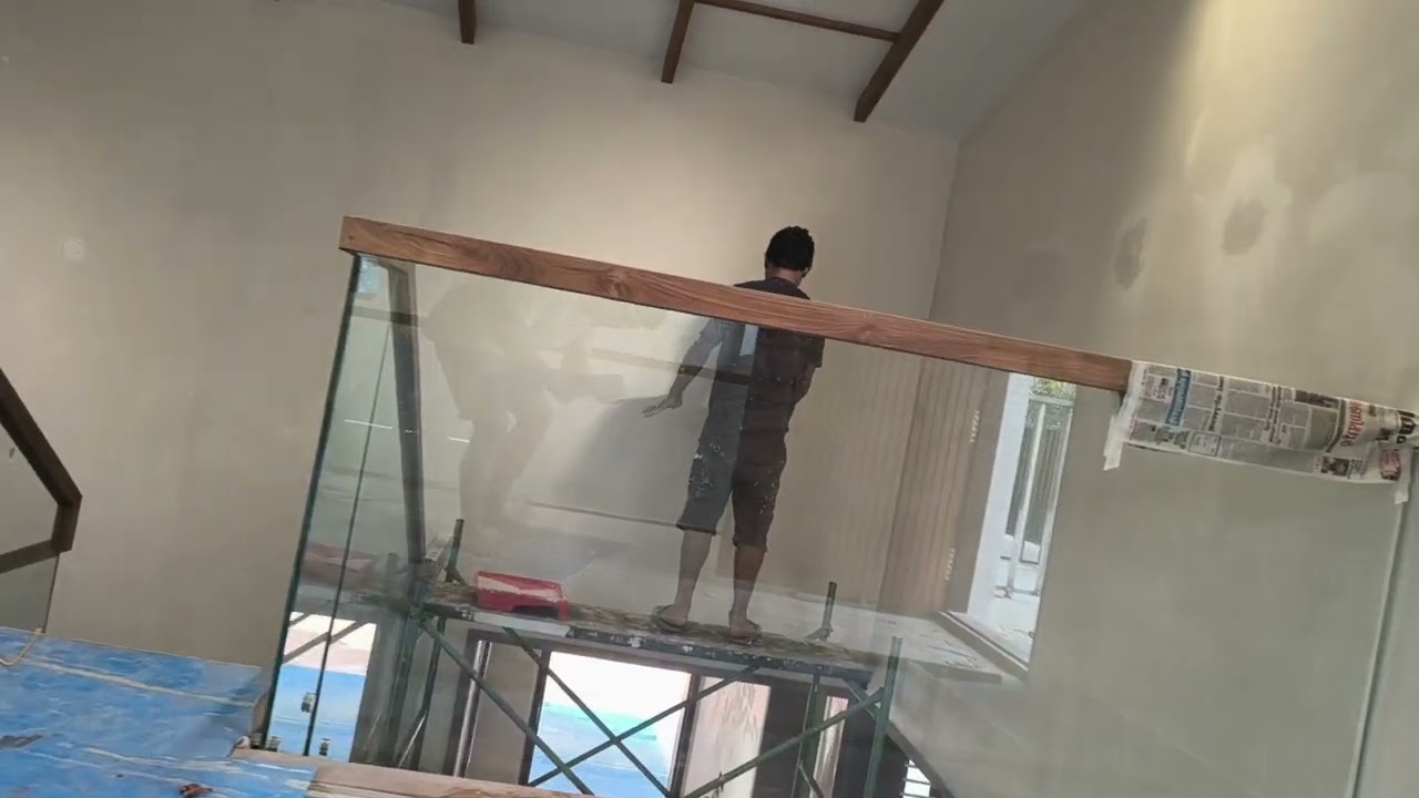 Final stage working Kerela house design,by the Xpress painting teem