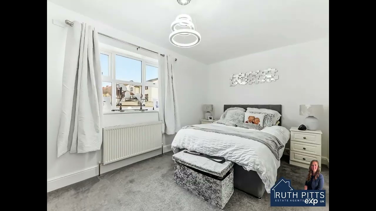 Tom Wood Ash Lane, Upton