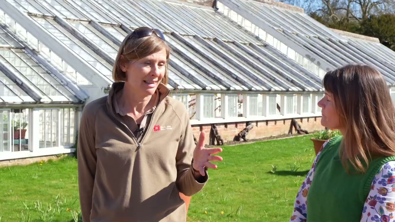 Join the BBC Gardeners' World Autumn Fair Plant Experts in Audley End's organic kitchen gardens