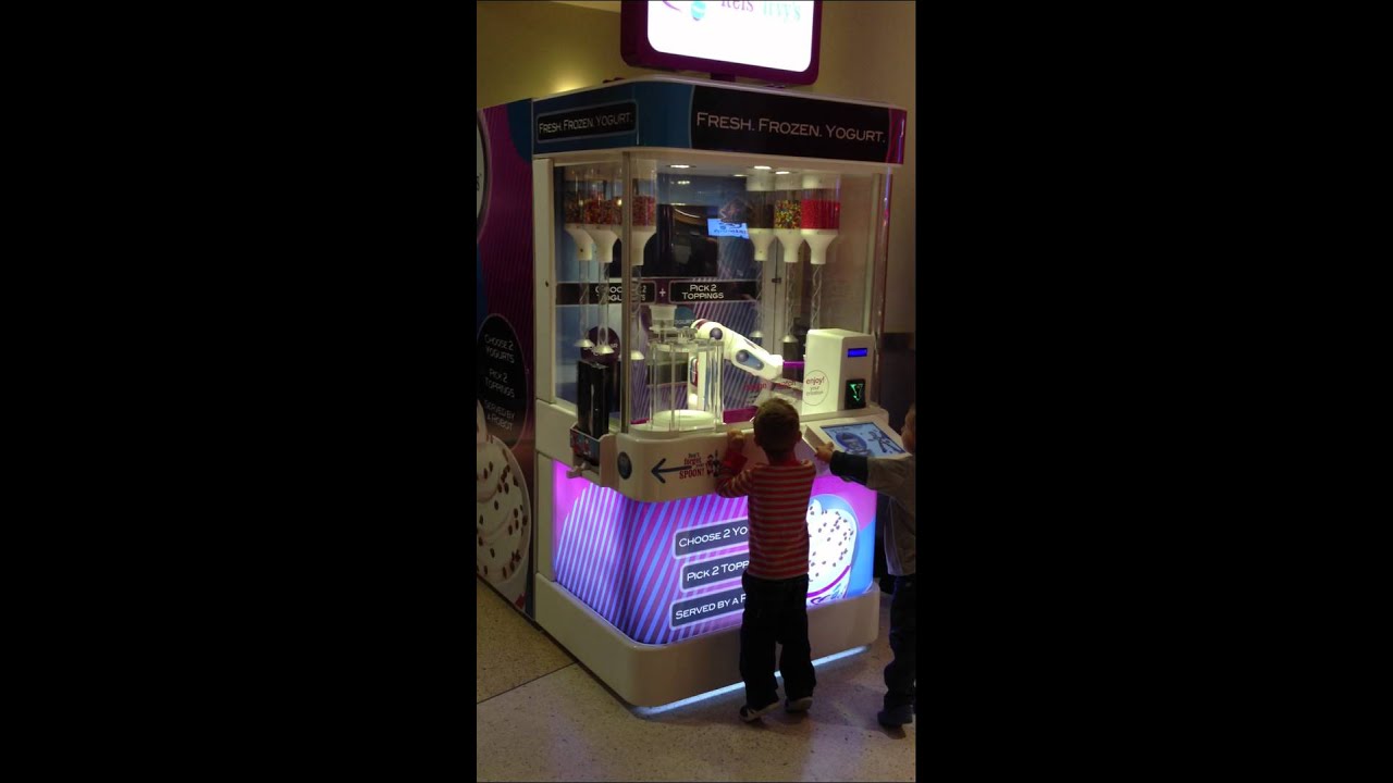 Reis & Irvy's Frozen Yogurt YouTube