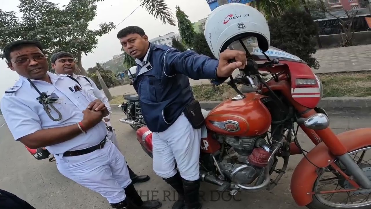 KOLKATA POLICE caught me for Overspeeding 😰 What happened Next?👀 #duke250 #roadrage #bengalivlog