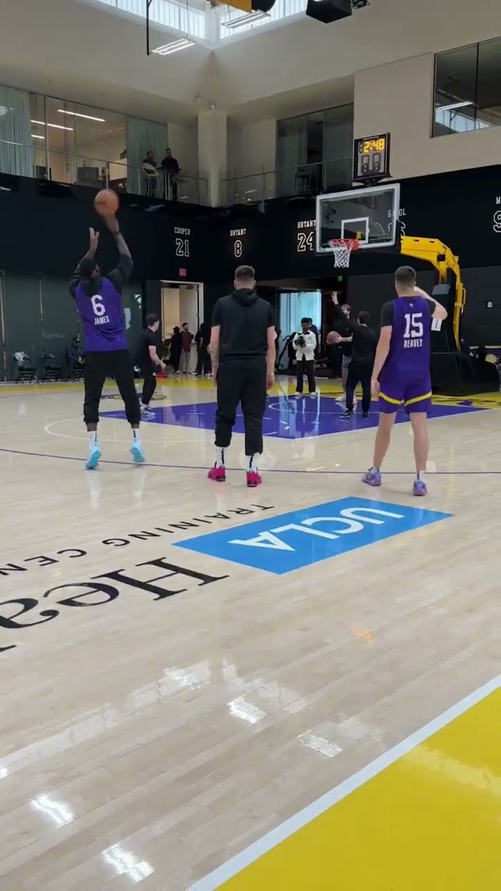 FIRST LOOK of Luka Doncic getting up shot with LeBron James \u0026 Austin Reeves ? (via @lakers/X)