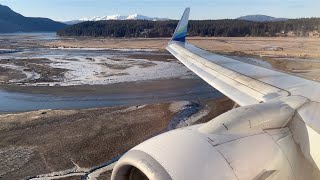 Alaska Airlines Boeing 737-700(WL) Stunning Approach and Landing at Juneau Int'l Airport