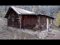 ABANDONED CREEPY CABIN IN THE WOODS Full Of Stuff