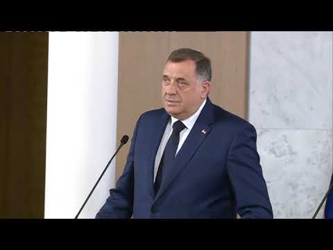 Dodik: Rekao sam Vučiću da razmišljamo o donošenju odluke o samostalnosti Srpske