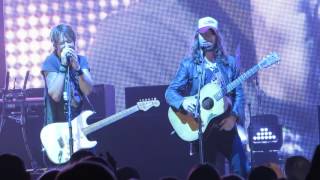 Keith Urban "Raise 'Em Up" (feat. Jaren Johnston of The Cadillac 3) Live @ The Borgata Event Center