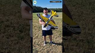 Dieses RC Flugzeug fliegt 200 kmh schnell - Speedtest mit dem Durafly Goblin von HobbyKing