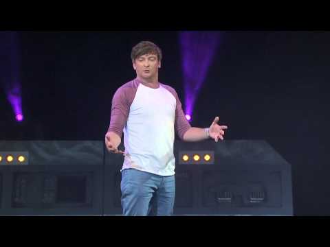 RHYS DARBY THIS WAY TO SPACESHIP