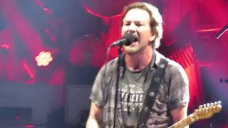 Pearl Jam - Leaving Here, live in Chicago, August 18, 2018