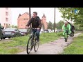 Дождь не помешал новгородцам присоединиться к всероссийской акции «На работу на велосипеде»