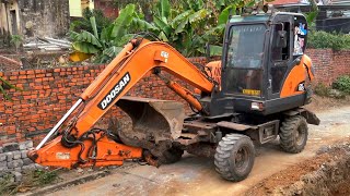 Máy Xúc Doosan Dx55W Đào Múc Đất, Xe Ô Tô Tải Ben TMT Chở Và Đổ Đất | Excavator Truck | TienTube TV