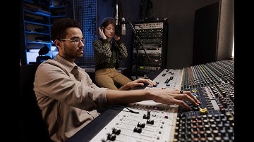 "How to Find Any Natural Minor Scale – Fast & Easy!"