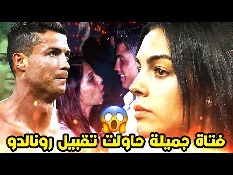 فيديو: معجبون معجبون بصورة مارينا ألكساندروفا بدون مكياج في البيكيني الرطب