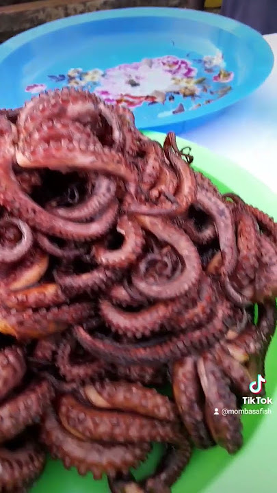 Fried Octopus 🐙..Delicious Seafood 😋 #fish #seafood #samaki #cooking #pweza