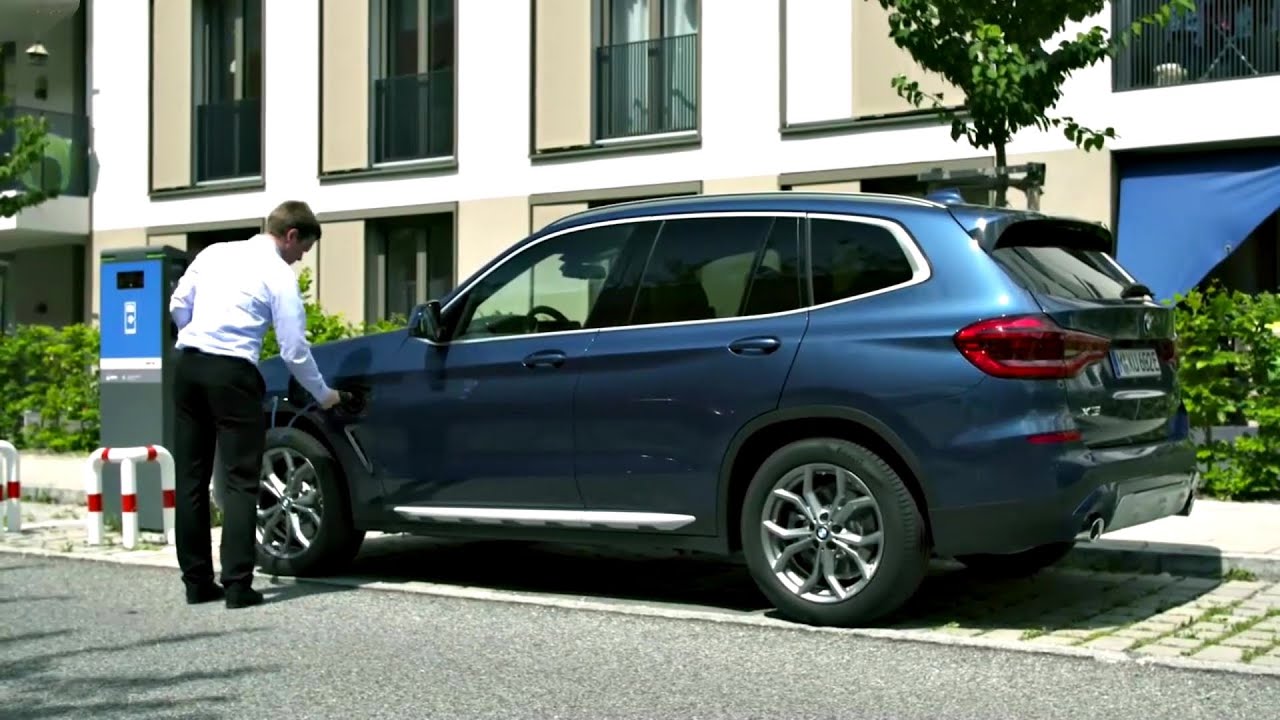 2021 BMW X3 xDrive30e. | charging & test drive. X3 plug-in hybrid with