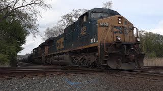 CSX 525 lead CSX M428-08 at Romulus, MI 5/8/26