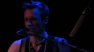 Reeve Carney - Mad, Mad World chords