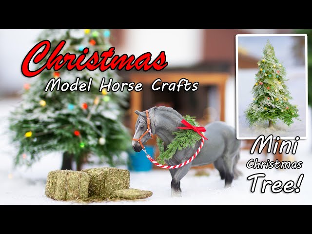 Blogmas Day 12: How to Make a Model Horse Santa Hat.