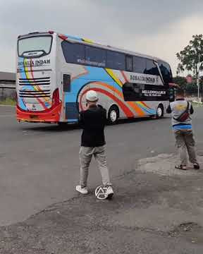 Story wa bus ROSALIA INDAH, SDD