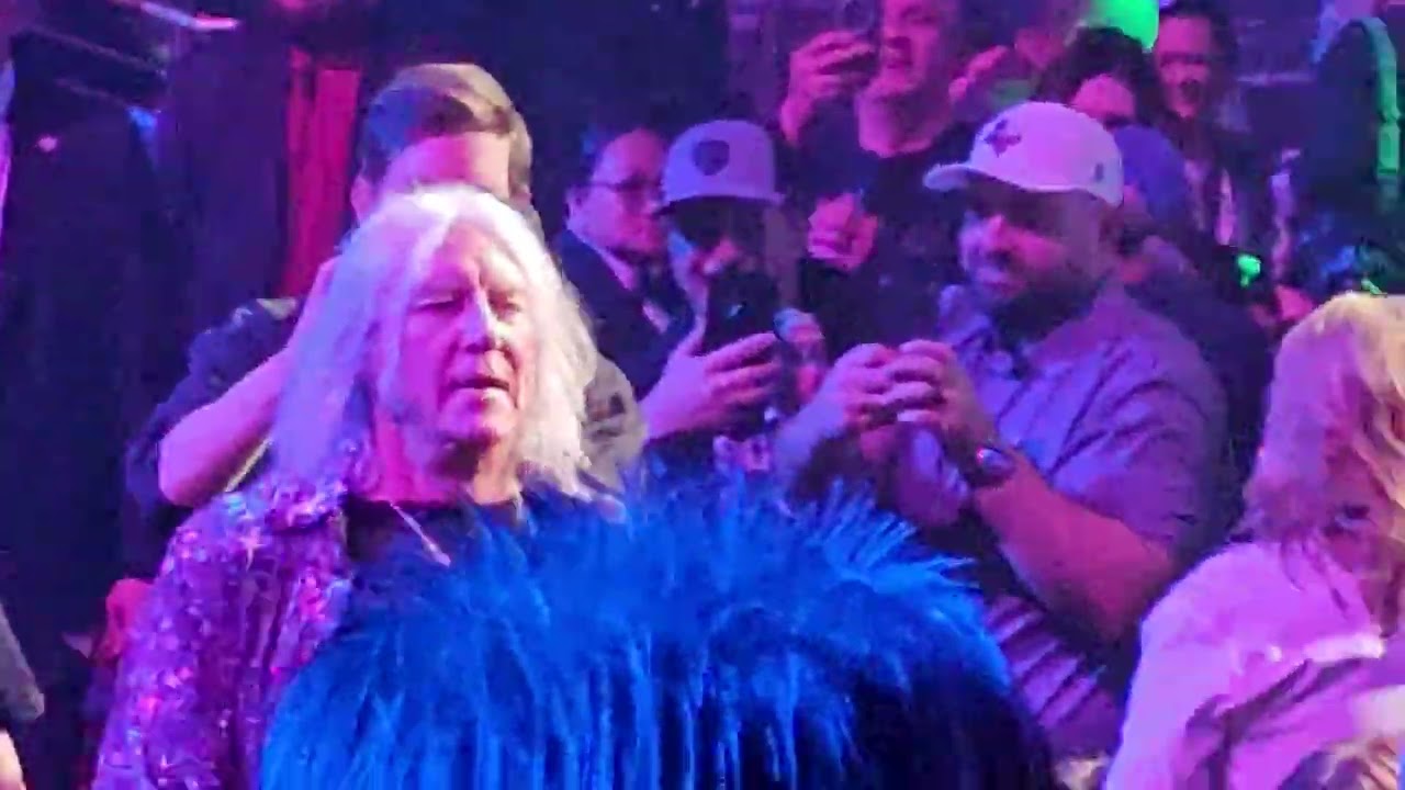 Joe Elliott up close and personal...Def Leppard Opening Night Vegas 2026