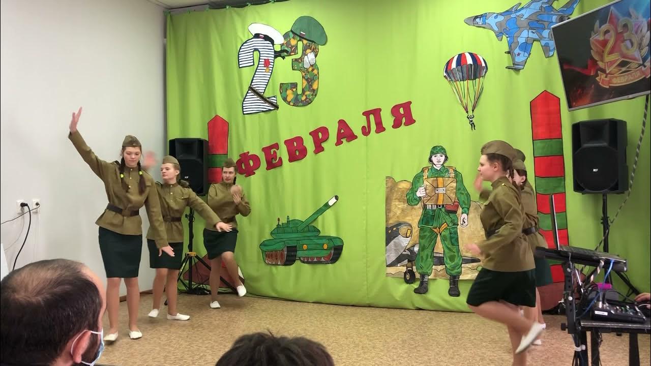 Песня танцующего солдата. Танец солдата. Танец солдат молоденький. Бравые солдаты танец детский сад. Солдат молоденький танец в детском саду.