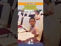 珠心算比賽現場，男孩氣定神閒從容答題，實力斬獲小學組冠軍。網友：取件碼我都要看兩遍。#比賽 #珠心算 #萌娃