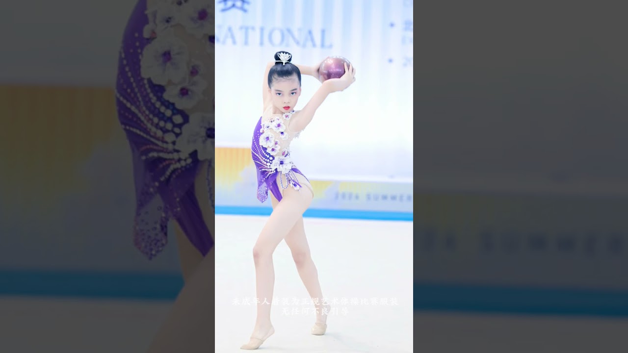 10岁艺术体操女孩盘点2024穿过的体操服! #艺术体操 #艺术体操服