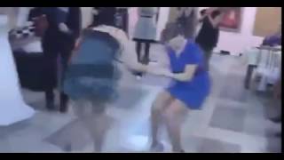 Toyda Dava Gül Üstündə