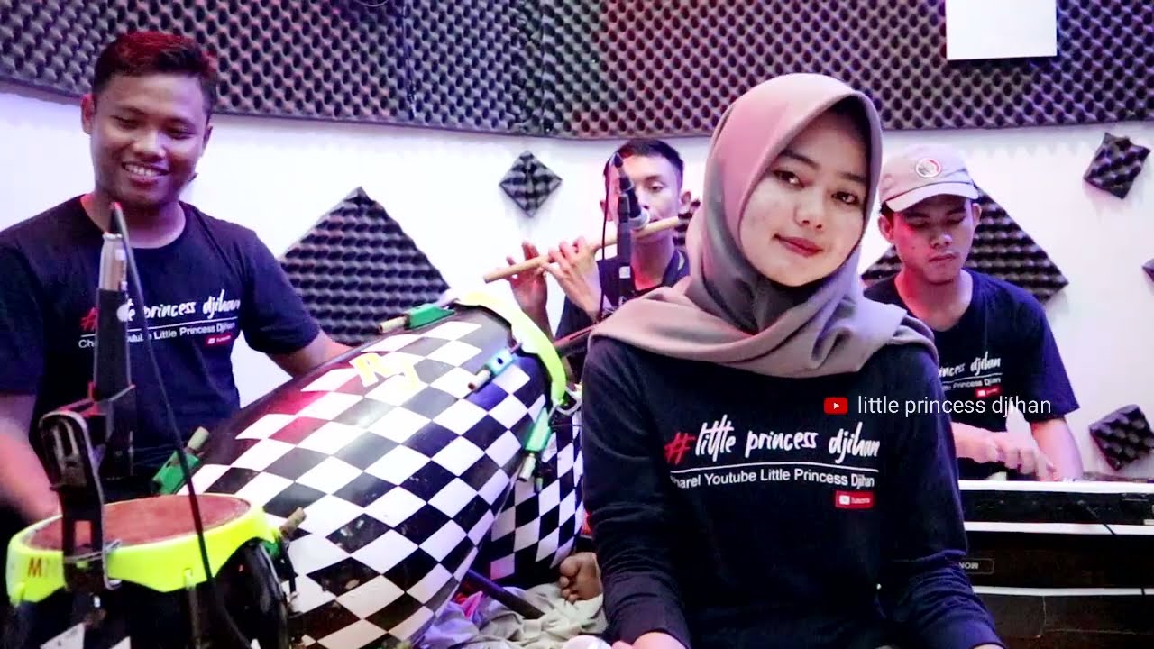 BANGO PUTIH MUSIK TENGDUNG SANDIWARA VOC. AAN ANISA