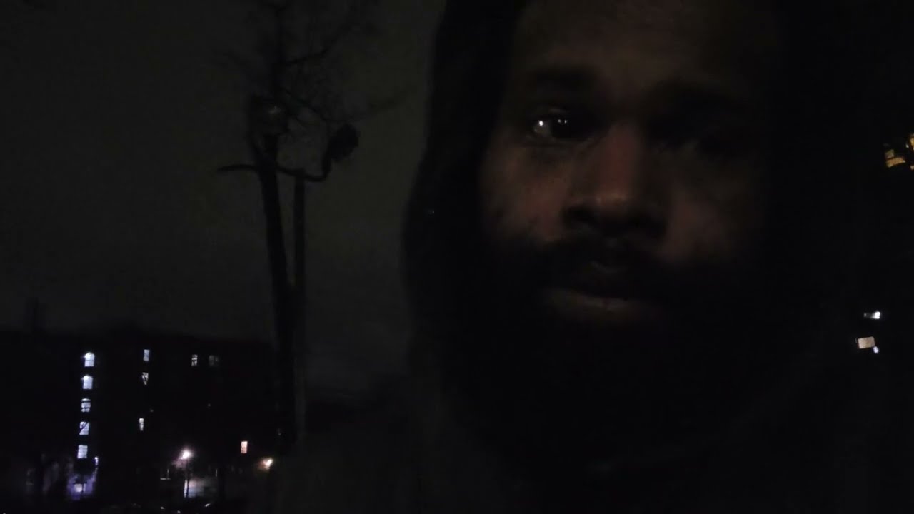 Creeping through the Backstreets of FarRock "Gateway farrock " 