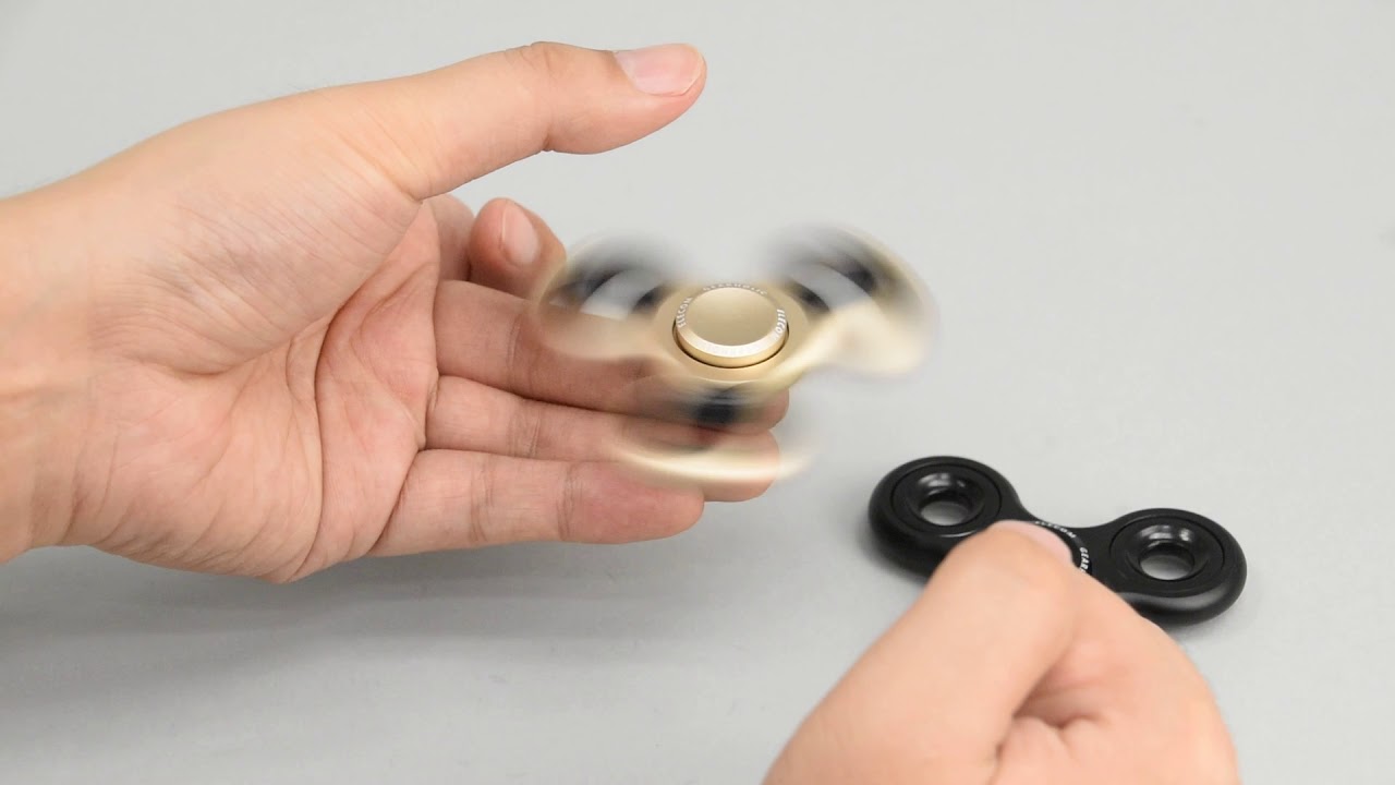 手遊びトイ ハンドスピナー Vs タングル ストレスを解消できるのはどっち 価格 Comマガジン 手遊びトイ ハンドスピナー Vs タングル ストレスを解消できるのはどっち 価格 Comマガジン
