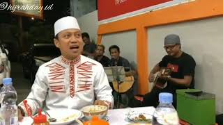 Download Lagu VIRAL USTADS DAHSYAT LATIF  MENYANYI DARAH MUDA MP3